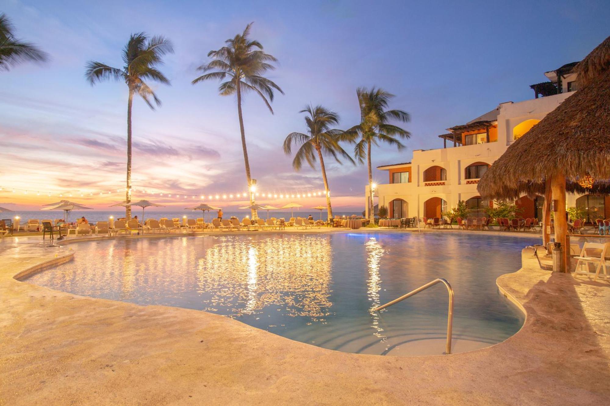 Plaza Pelicanos Club Beach Resort All Inclusive Puerto Vallarta Eksteriør bilde